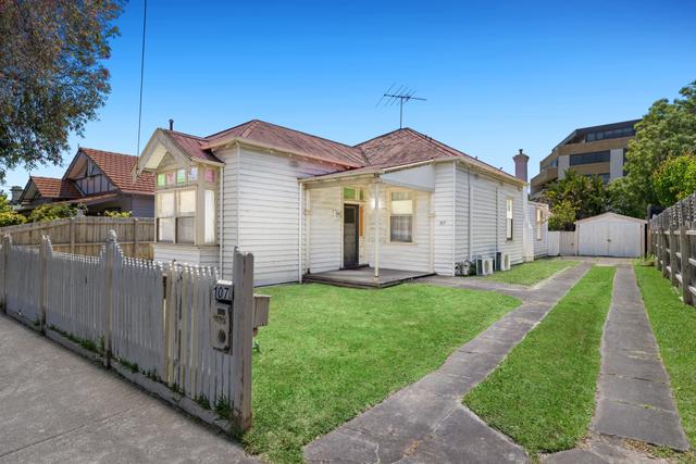 107 Carlisle Crescent, VIC 3166