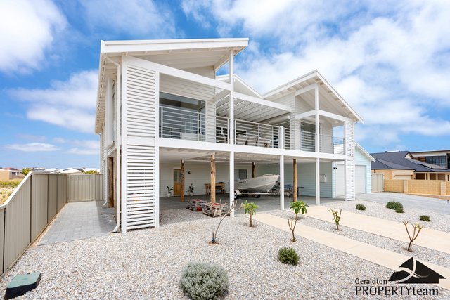 15 Surfside Terrace, WA 6532