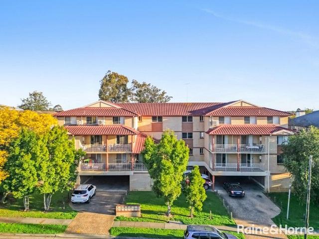 1/10-12 Putland Street, NSW 2760