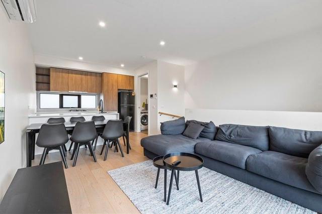 6/8 Rosamond Road, VIC 3011