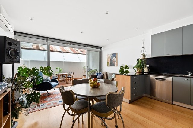 3/328-330 Drummond Street, VIC 3053