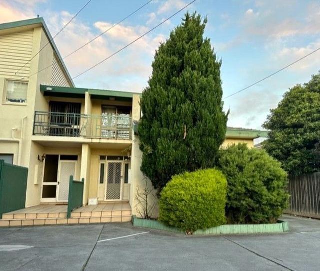 2/18 Cooper Street, VIC 3040