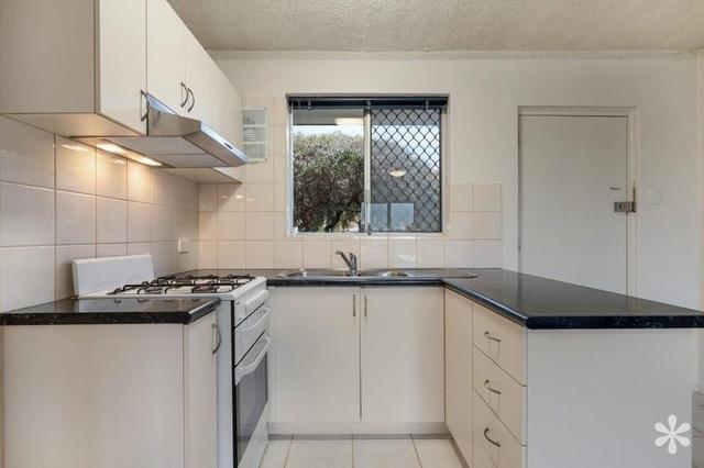 15/2 Russell Avenue, WA 6006
