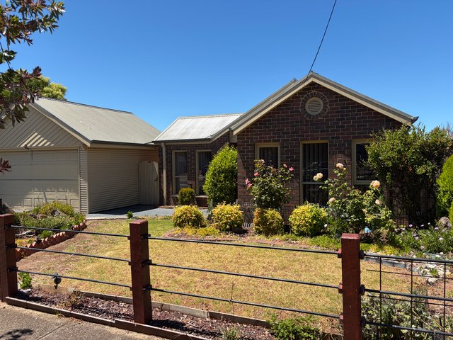 32 Grevillea Crescent, VIC 3029