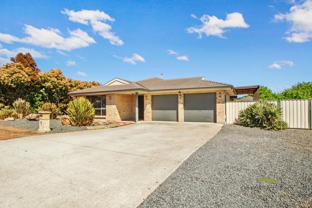 3 Haddon Court, NSW 2582