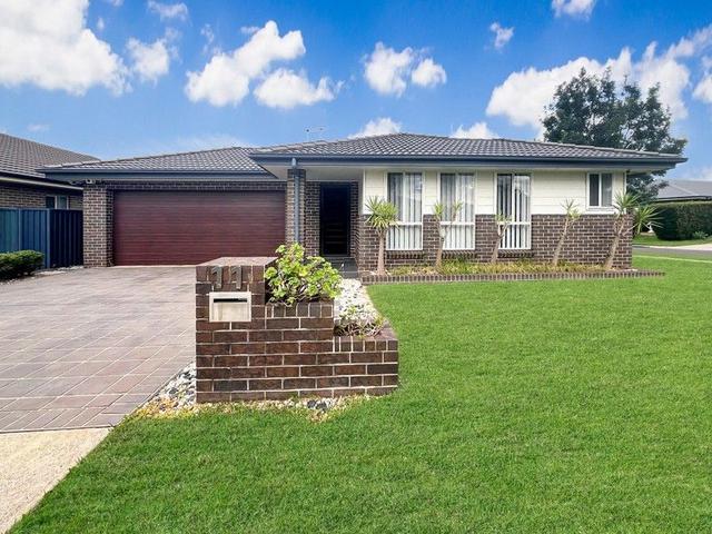 11 Conran Way, NSW 2570