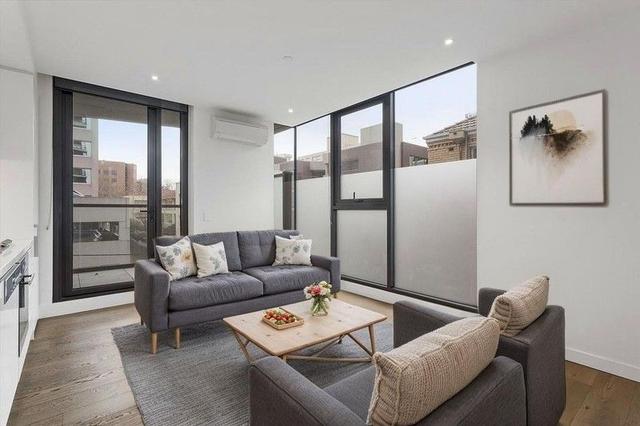 210/77 Queens Road, VIC 3000