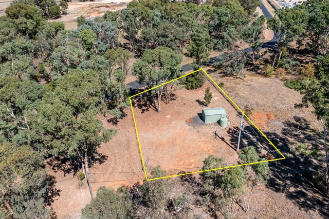 4 - 6 Happy Valley Road, NSW 2852