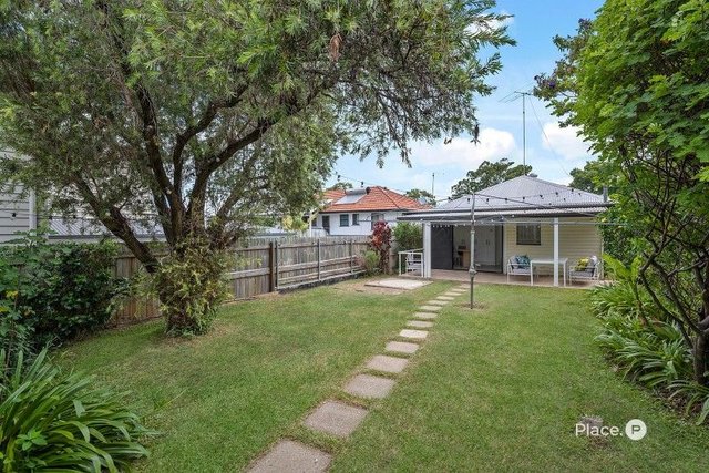 15 Gatton Street, QLD 4122