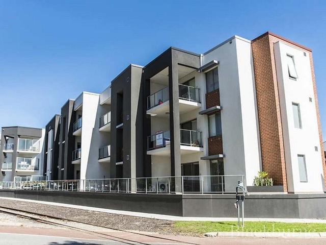 18/4 Wallsend Road, WA 6056