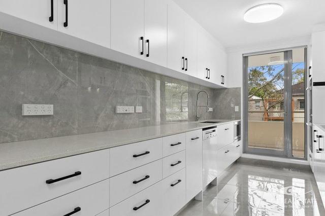10/11 Blaxland Ave, NSW 2127