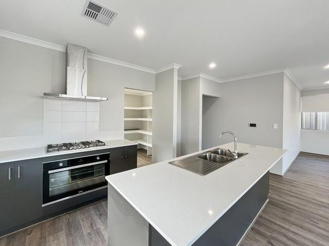 6 Sculpture St, WA 6038