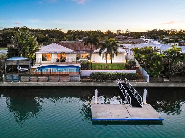 30 Saltbreeze Court, QLD 4216