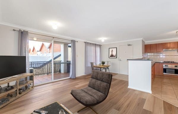 16/20 Pendal Lane, WA 6000