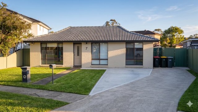 7 Climus Street, NSW 2761