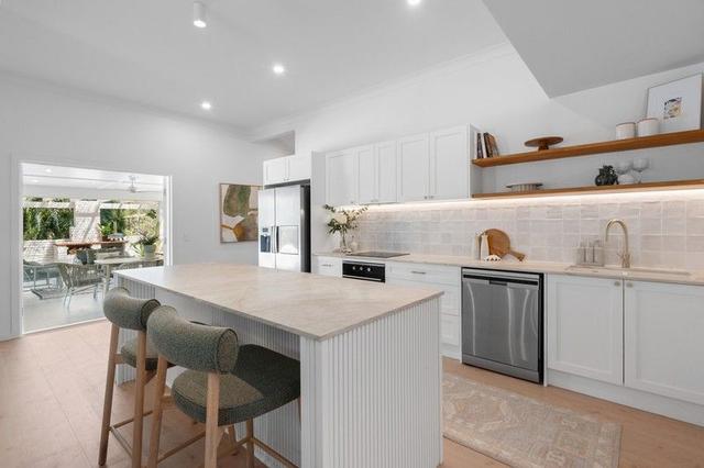 4 Nonga Court, QLD 4213