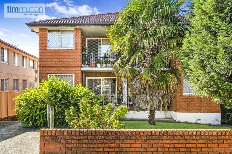 https://images.allhomes.com.au/property/photo/e909bdbf893da3767a5d062a096e09d8_hd.jpg