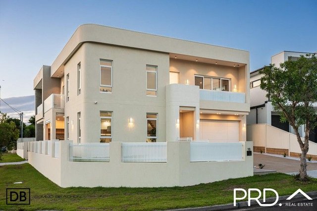 10 Leader Street, NSW 2211