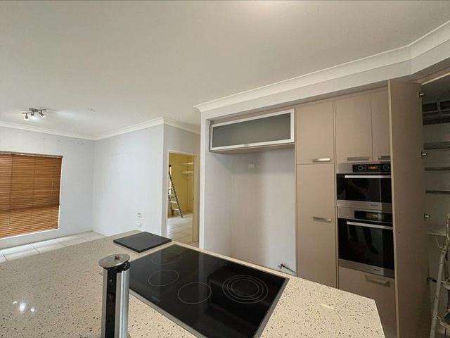 16 Somerset Close, QLD 4869