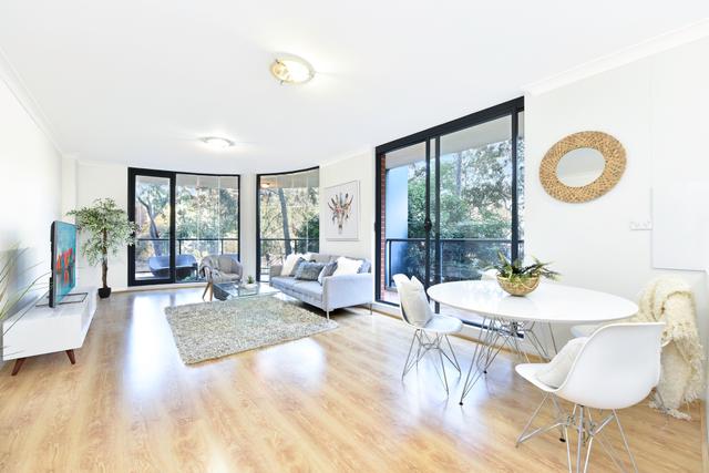 8/1-3 Beresford Road, NSW 2135