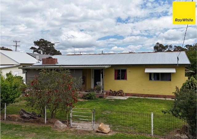 69 Inverell Street, NSW 2361