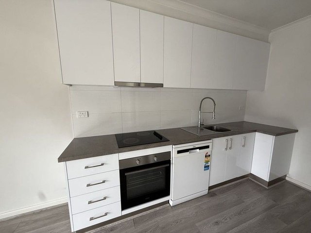 8/30 Walsh Street, VIC 3204