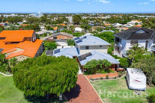 9 Armstrong Street, WA 6210