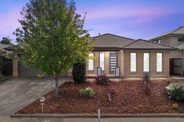 32 Springridge Boulevard, VIC 3756
