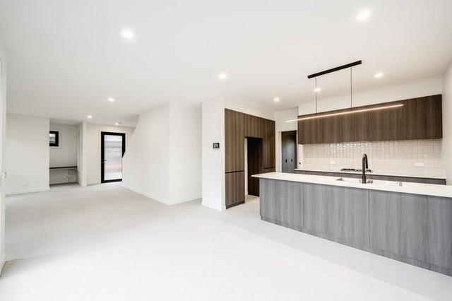 4/208 Cumberland  Road, VIC 3044
