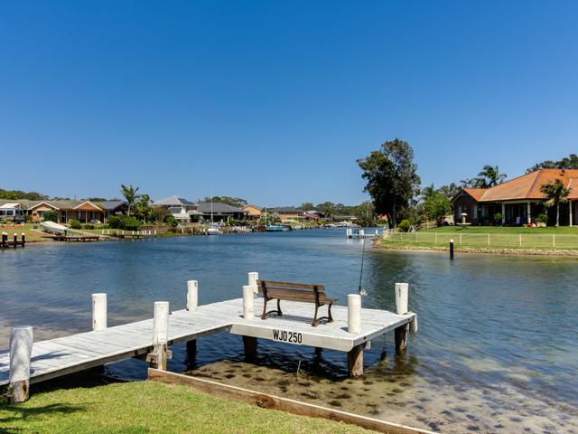 9 Whimbrel Drive, NSW 2540