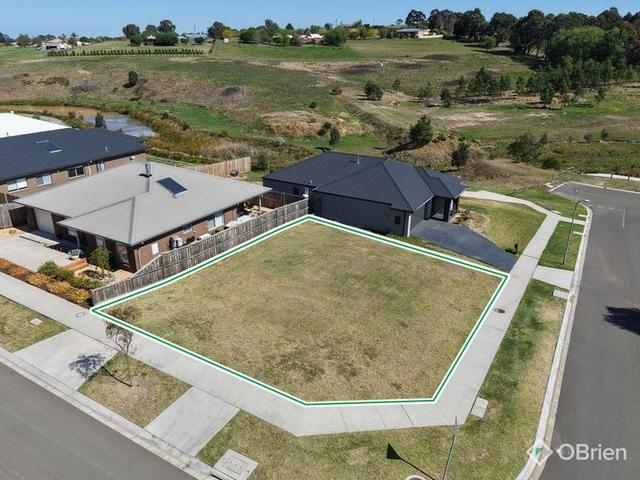 6 Myrtle Place, VIC 3875