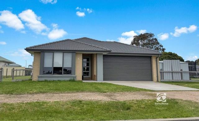 6 Falcon Grove, VIC 3904