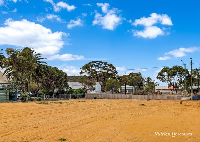 34 Massingham Street, WA 6410