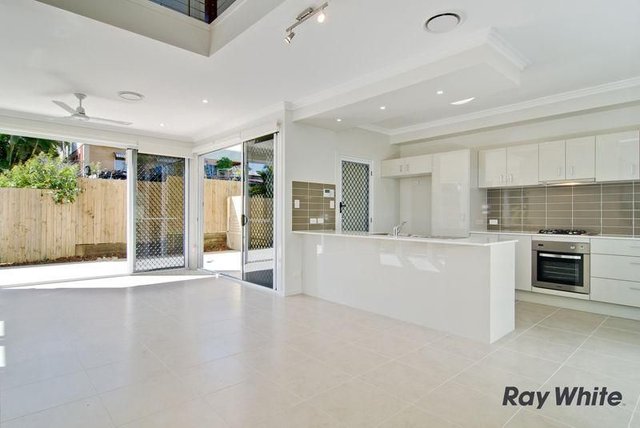 1/ 9-11 Baird Street, QLD 4030