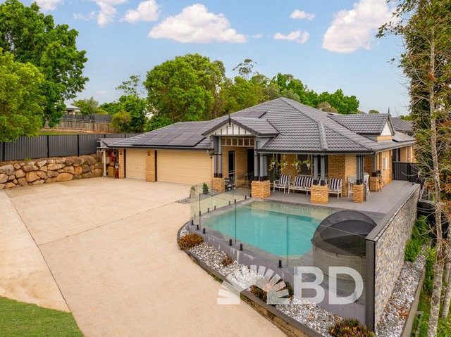 8 Kanuka Close, QLD 4504