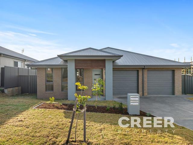 4 Royston Circuit, NSW 2320