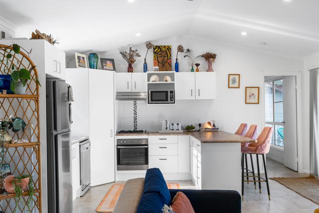 3 Torquay Drive, NSW 2539