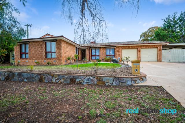 2 Badcoe Street, ACT 2904