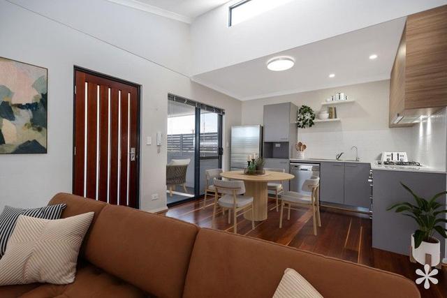 8/8 Ronald Street, WA 6021
