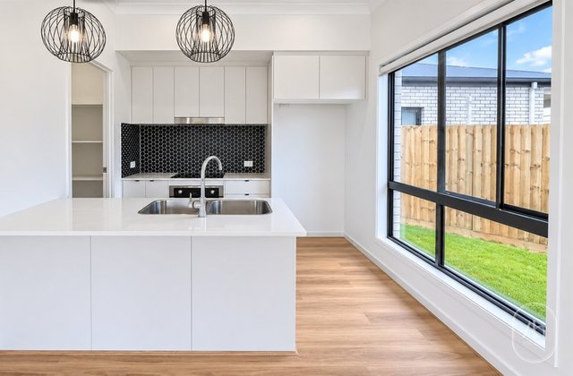 2 Archer Cl, QLD 4110