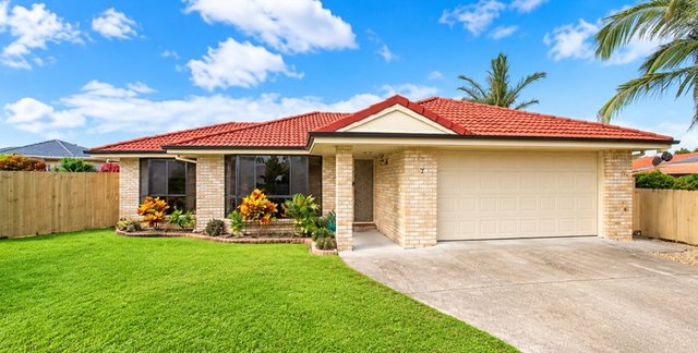 7 Durham Court, QLD 4118