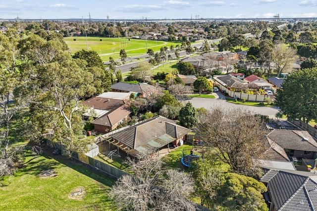 16 Phillip Court, VIC 3977