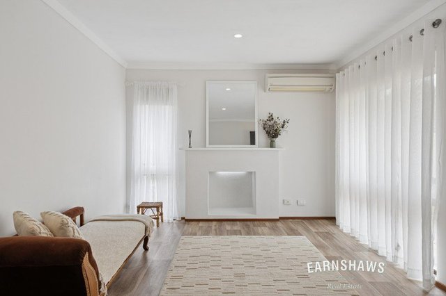 11 Railway Parade, WA 6071
