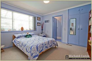 Bedroom 1 (2010-10-20)
