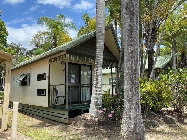 ID:3915309/71 Hinde Street, QLD 4214