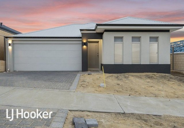 8 Gazania Street, WA 6065