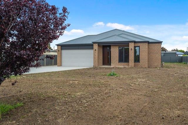 16 Quinn Crescent, VIC 3444