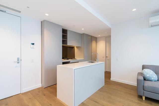 7101/462 Elizabeth Street, VIC 3000
