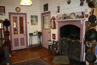 Family Room (2008-05-10)