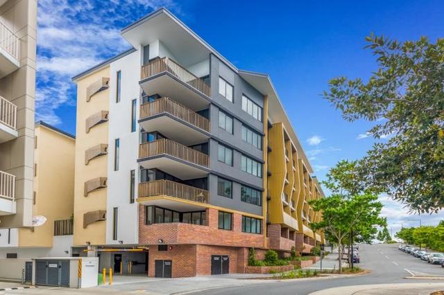 9/31 Peter Doherty Street, QLD 4102